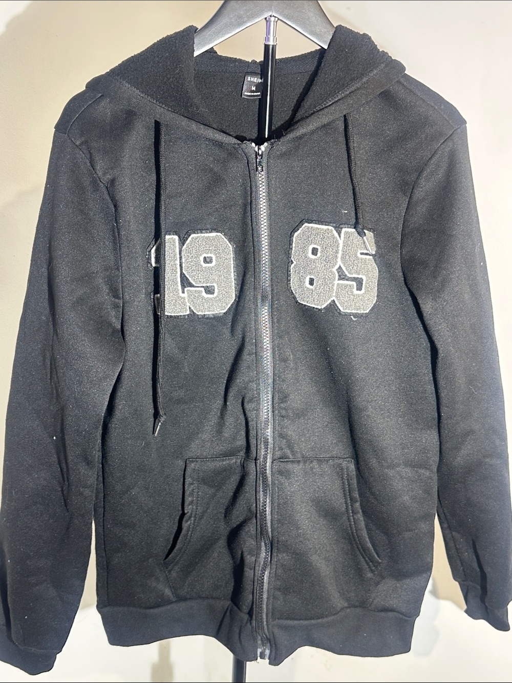 SHEIN Black Hooded Zip-Up Jacket with 1985 Patch